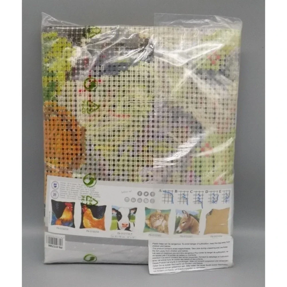Vervaco Cross Stitch Beagle w/ Ball Pillow Kit New Belgium Dog 16
